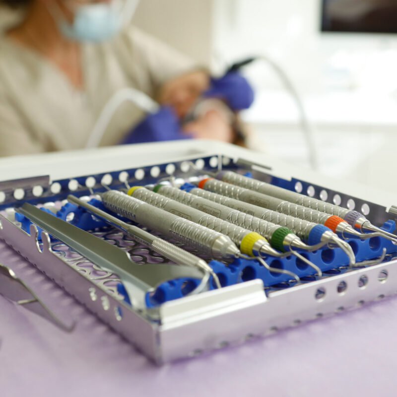 Zahnaerzte_am_Augustaplatz_Zahnfleischbehandlung_Parodontologie_Kachel