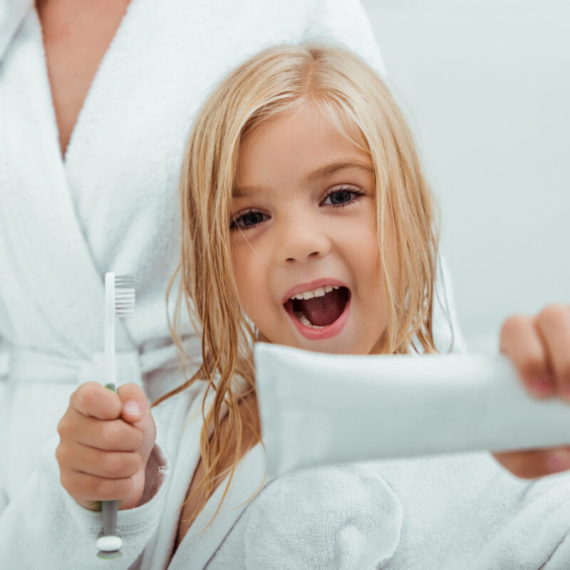 Zahnaerzte_am_Augustaplatz_Fluoridierung_Kachel